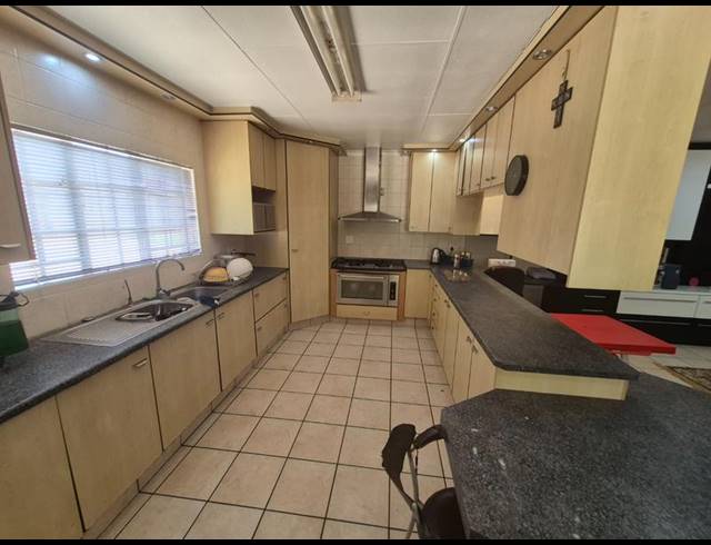 BUSINESS FOR SALE IN MEYERTON RURAL
